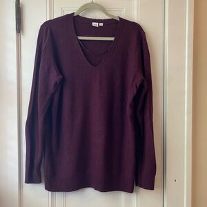 Gap merino blend deep wine berry waffle knit v neck sweater XL